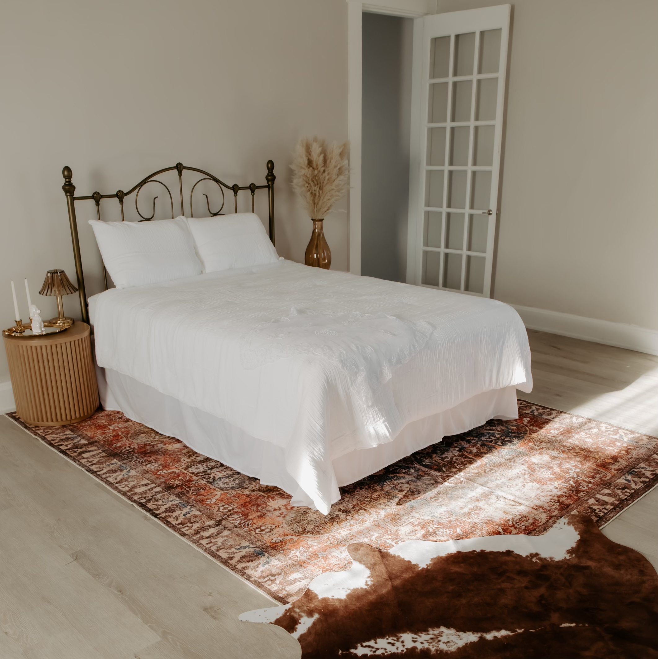 The Joyce Loft - Bed